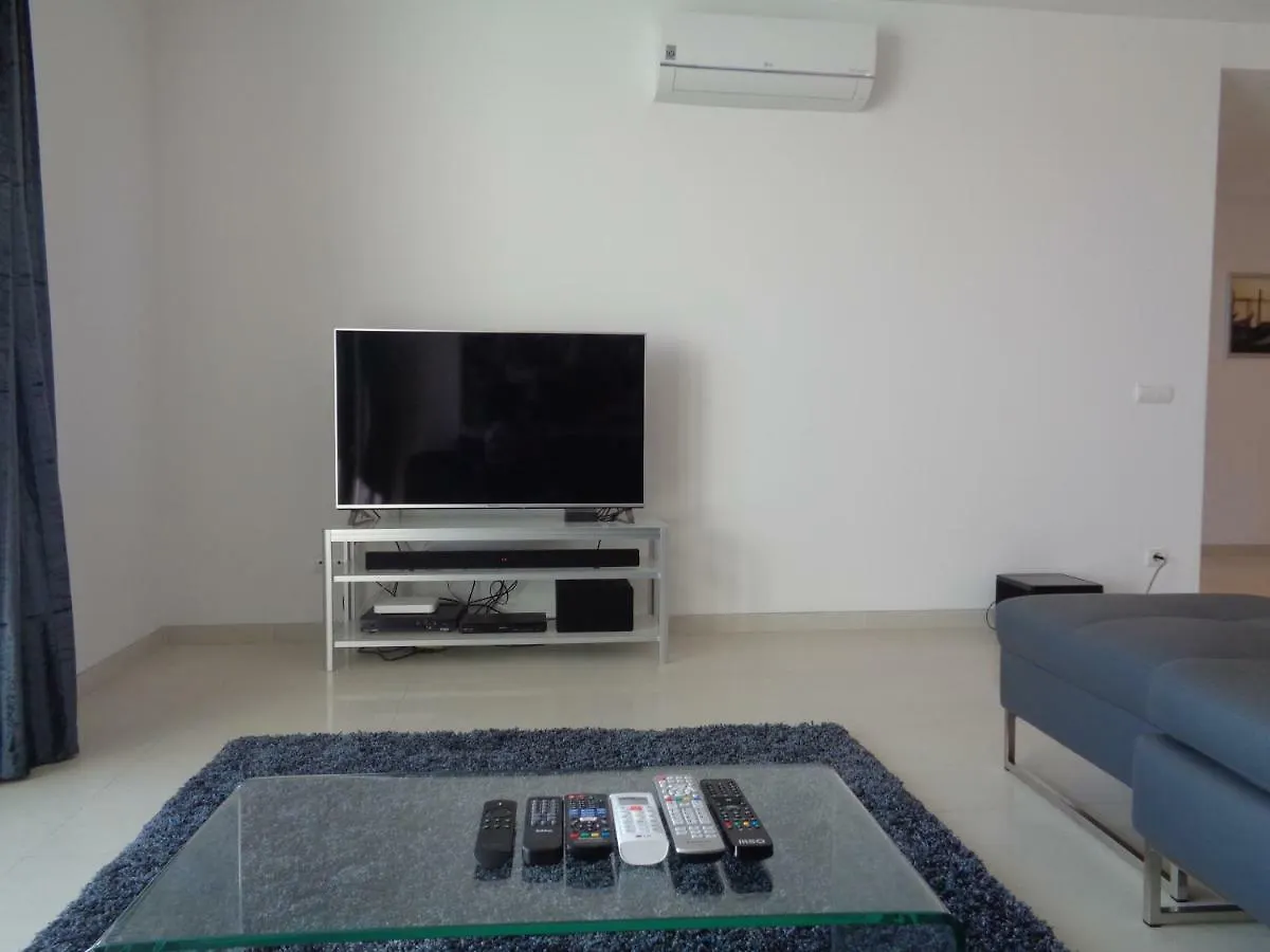 Paradisus Family Apartment In A Private Condo With Swimming Pool كانيكو البرتغال